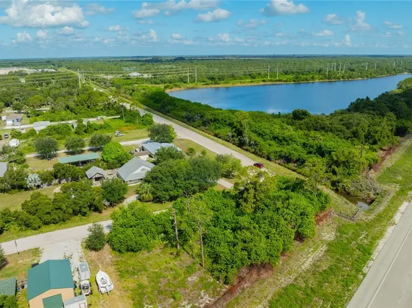 2590 94th Ct, Vero Beach, FL 32966