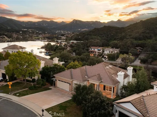 238 Lake Sherwood Dr, Thousand Oaks, CA 91361