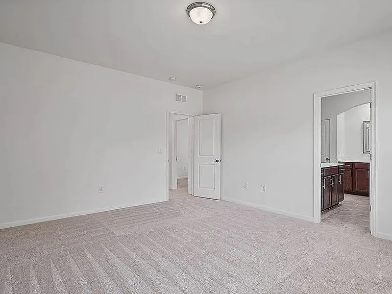 1800 Birdhouse Ln — Photo 12