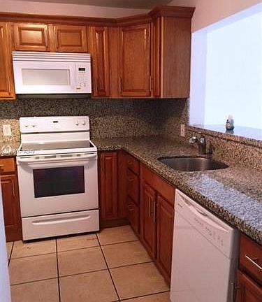 2nd image of 11925 NE 2nd Ave #B302