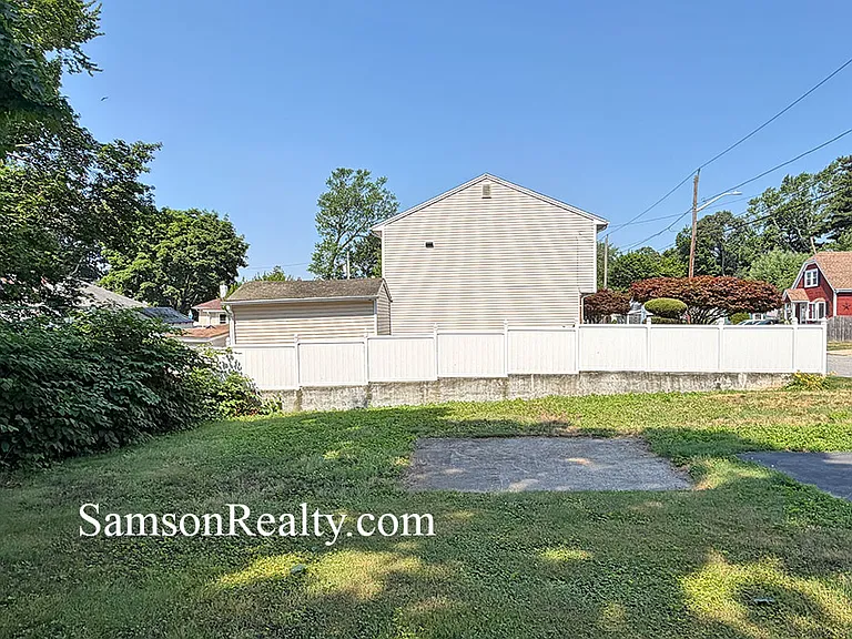38 Viola Ave #2 — Photo 22