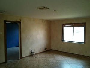 4th image of 661 SW Cynthia St