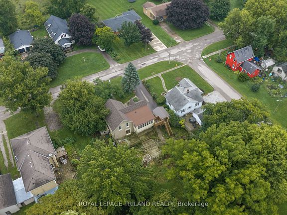 5th image of 3289 River St