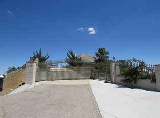 6609 Landover Rd, Oak Hills, CA 92344