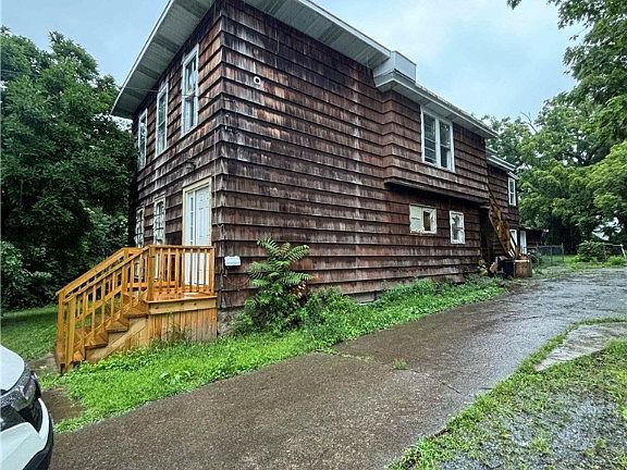 2nd image of 408 Second North St