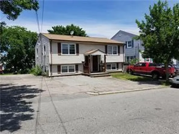 233 Sterling Ave, Providence, RI 02909