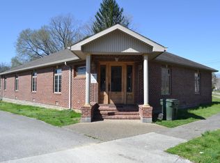 225 N 3rd St, Williamsburg, KY 40769