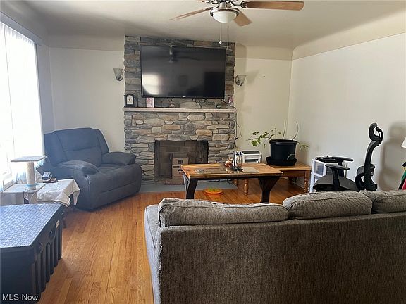 2nd image of 5029 Friendship Ave