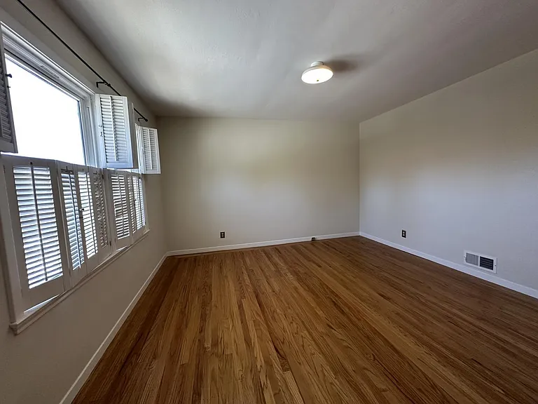346 Rolling Hills Ave — Photo 16