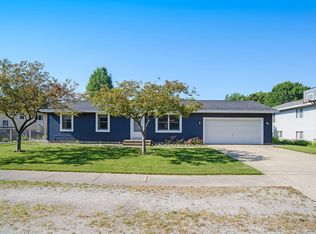 1056 Durham Rd, Muskegon, MI 49441