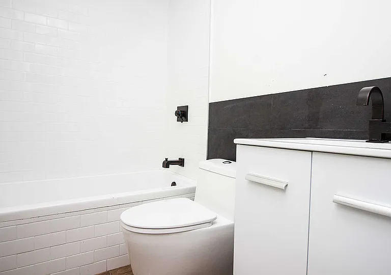 783 Knickerbocker Ave #403 — Photo 17