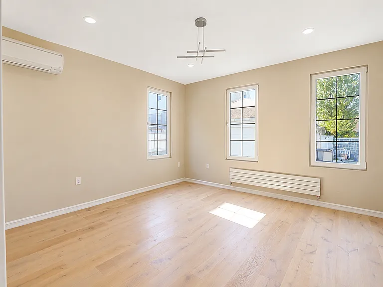 408 Bement Ave #1 — Photo 9