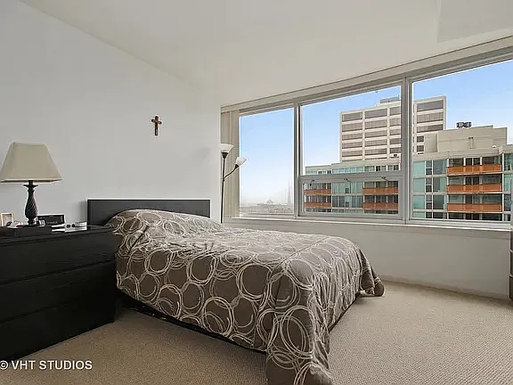 2 bed, 963 sqft, $3,000 — Photo 4