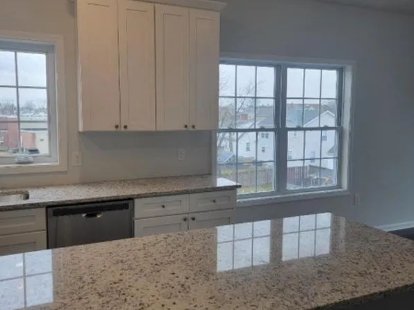 26 Noe St #2, Carteret Boro, NJ 07008