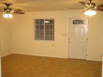 2nd image of 952 N Golden Gate Ave APT A
