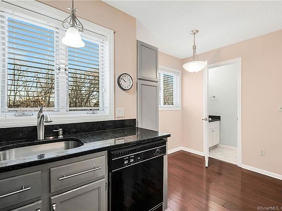 2nd image of 59 Westwood Ave #1