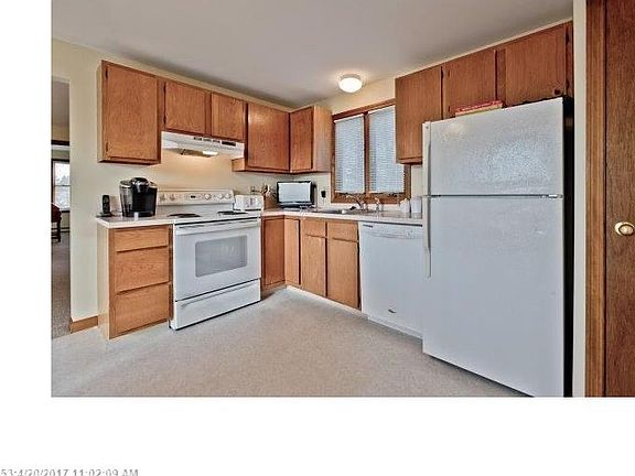 5th image of 221 Longfellow St #8