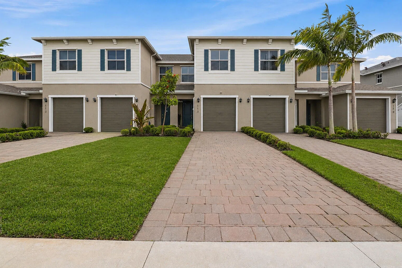 3 bed, 2.5 bath, 1500 sqft, $3,300 — Photo 2