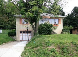 53 Millersdale Rd, Jeannette, PA 15644