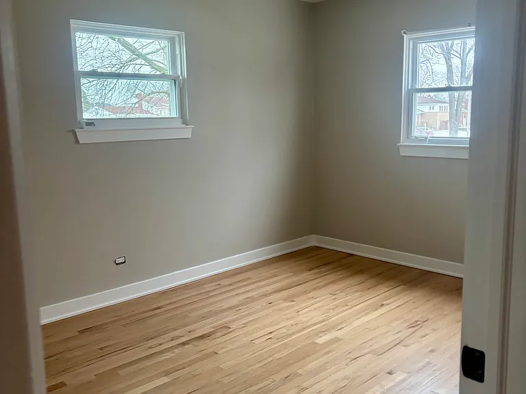 1601 N 9th Ave — Photo 10