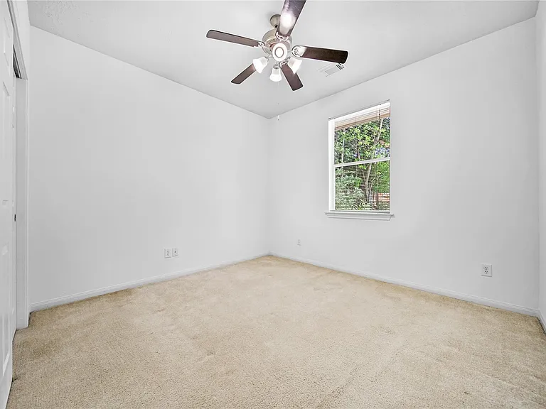 11 Griffin Hill Ct — Photo 18