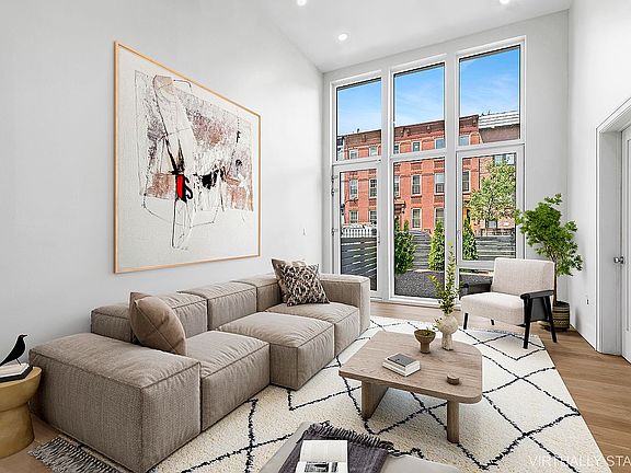 2nd image of 1066 Jefferson Ave #1B
