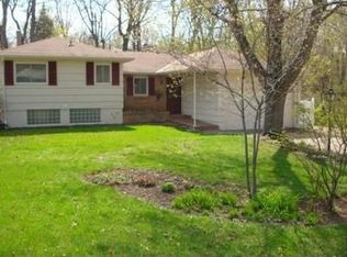 3624 Robinwood Ter, Minnetonka, MN 55305