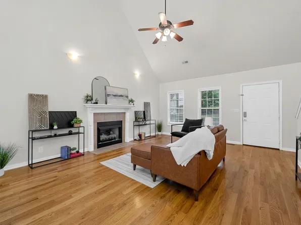 3426 Foxrun Ln, Clarksville, TN 37042