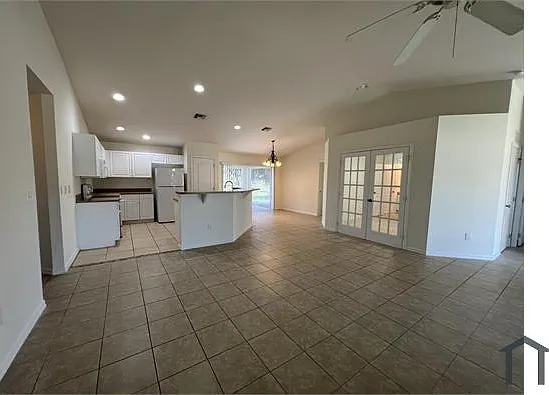 3 bed, 1777 sqft, $1,950 — Photo 3