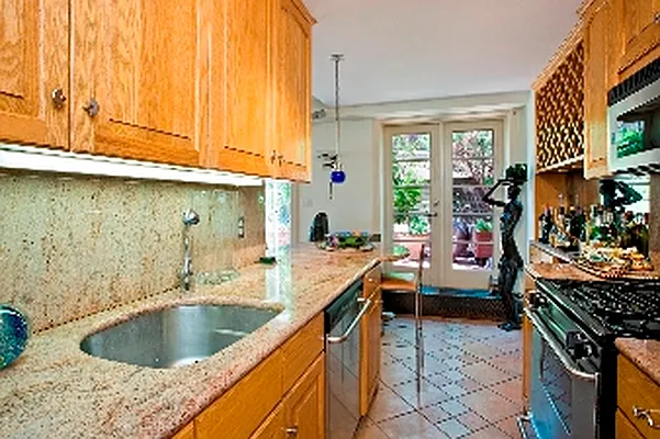 Sold by Corcoran | media 16