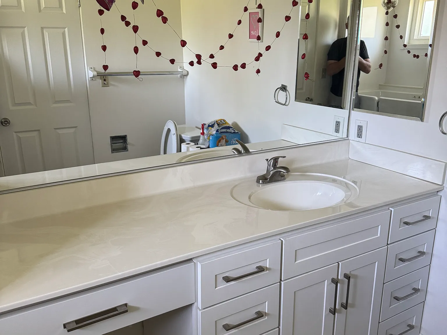 2 bed, 1250 sqft, $3,900 — Photo 2