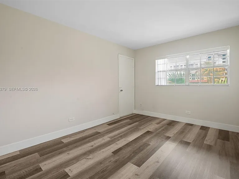 8107 SW 72nd Ave #410E — Photo 20