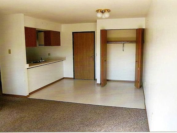 LARGE KITCHEN AND DINING AREA