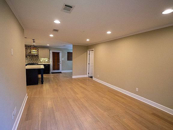 4th image of 1710 Cahill Dr