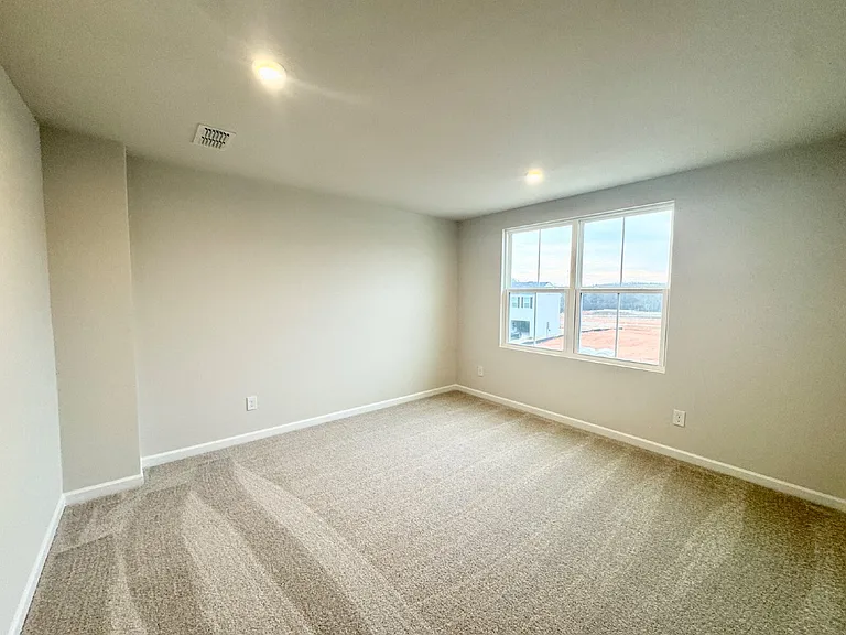 637 Coopers Mill Dr — Photo 21