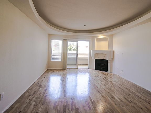 4th image of 4318 Stern Ave APT 206