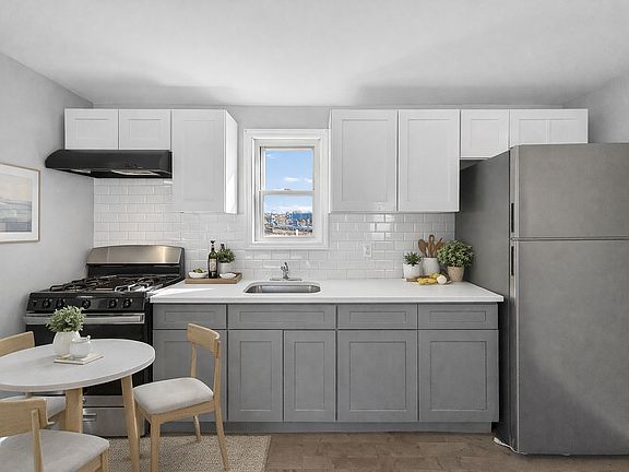 3rd image of 76-78 Winthrop St #3