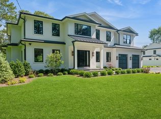 352 Cold Spring Road, Syosset, NY 11791