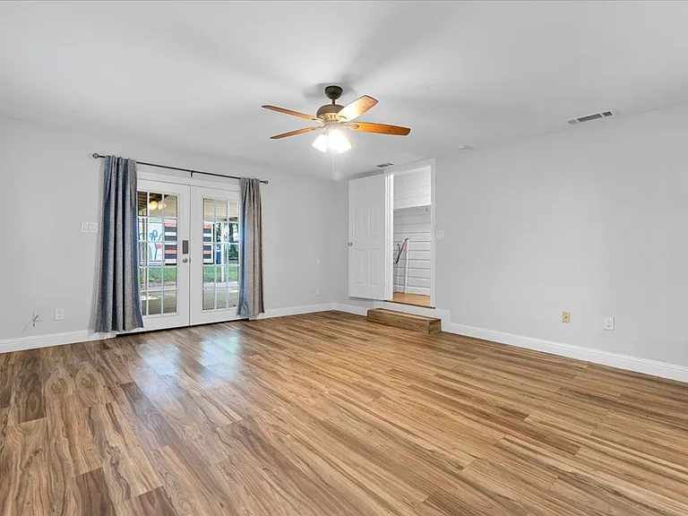 117 Ida St — Photo 13