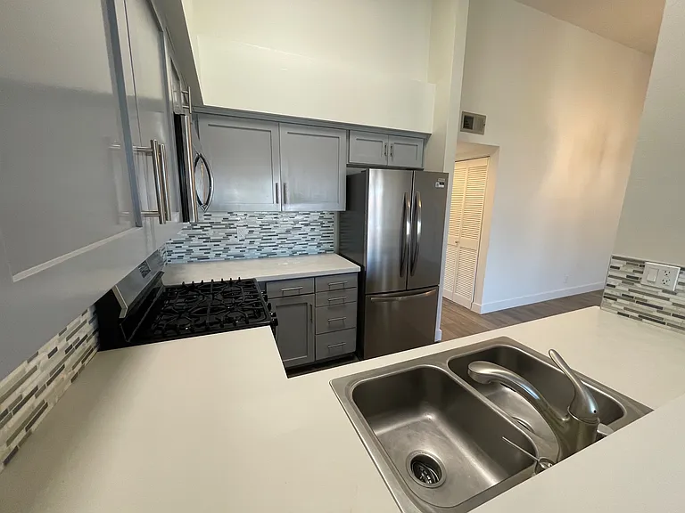 4574 Finley Ave #4 — Photo 8