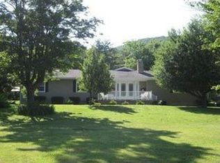500 Sickles Corner Back Rd, Altoona, PA 16601