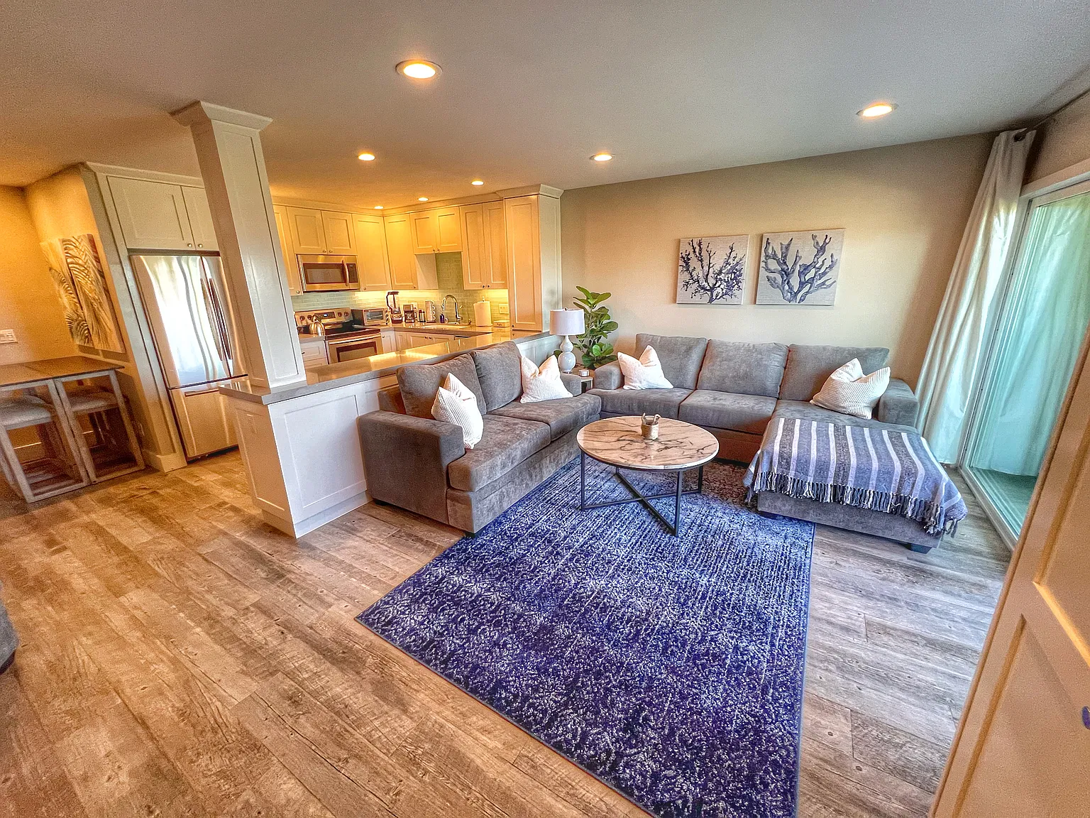 1 bed, 800 sqft, $6,000 — Photo 2