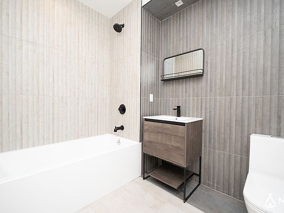 4th image of 1001 Rogers Ave #1D
