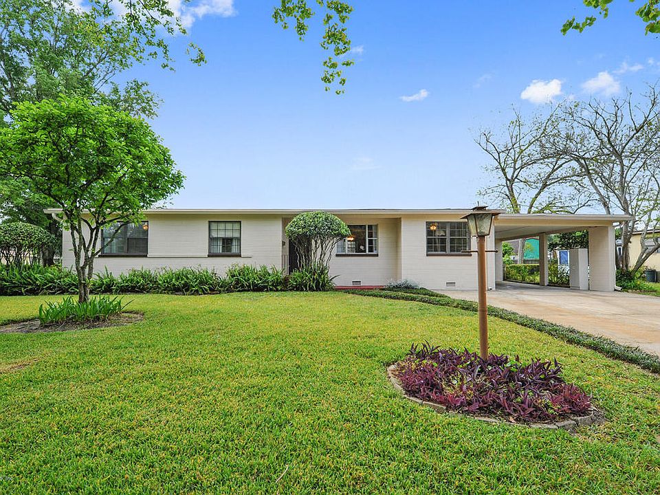1st image of 6404 Ballejo Ct N