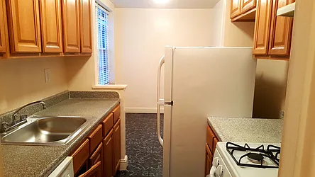 Rented by Realty Queens LLC