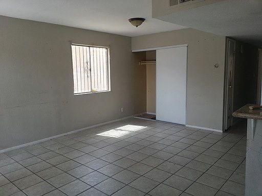 2nd image of 5304 Del Gado Dr APT 4