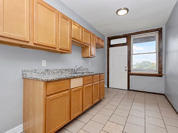 2nd image of 1514-1516 E 67th Pl #1516-3E