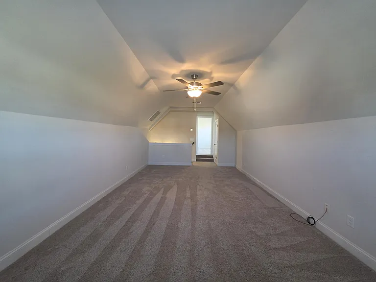 3360 Rustic Dr — Photo 44