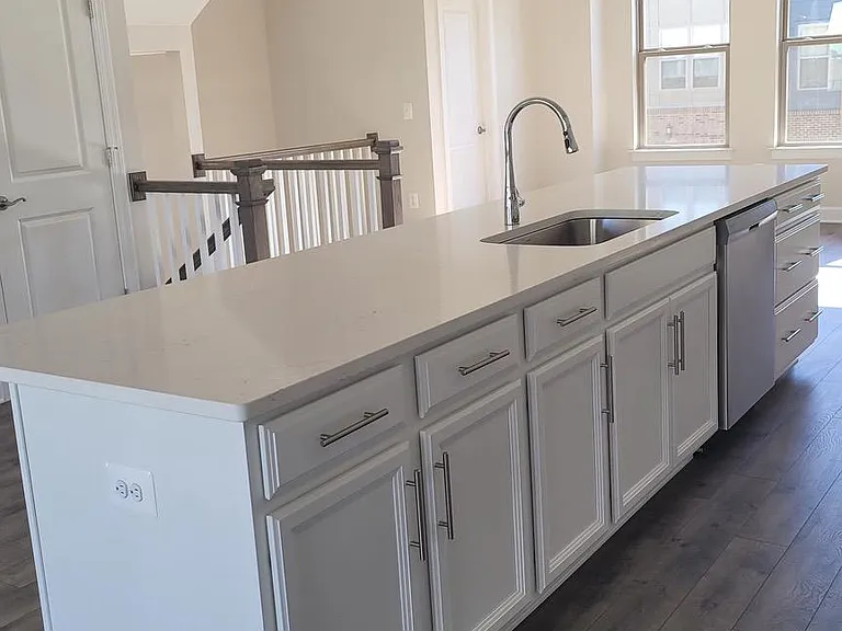 10586 Ratcliffe Trl — Photo 7