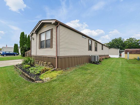 5th image of 58 Birch Row Dr